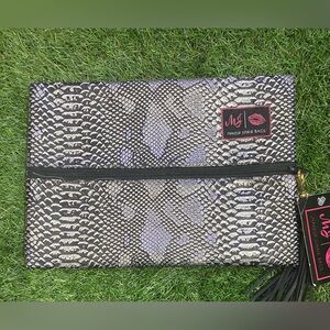 Makeup Junkie Bags Gunmetal Snake Print Makeup Bag Large 8x11 NWT